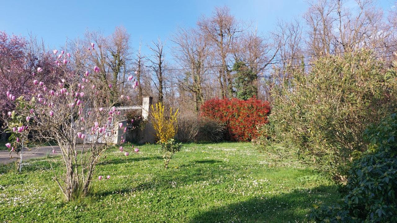 Villa Le Prieure La Motte-de-Galaure Exterior foto